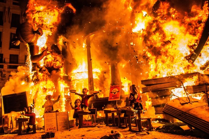 Las-Fallas-Festival-16-Cool-Wallpapers-HD